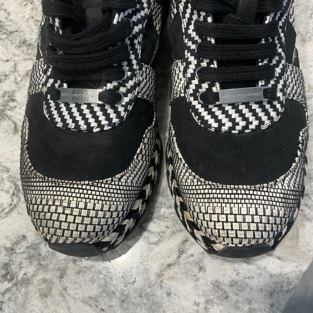 STELLA McCARTNEY White & Black Chunky Sneakers Size 35 - Picture 5 of 16